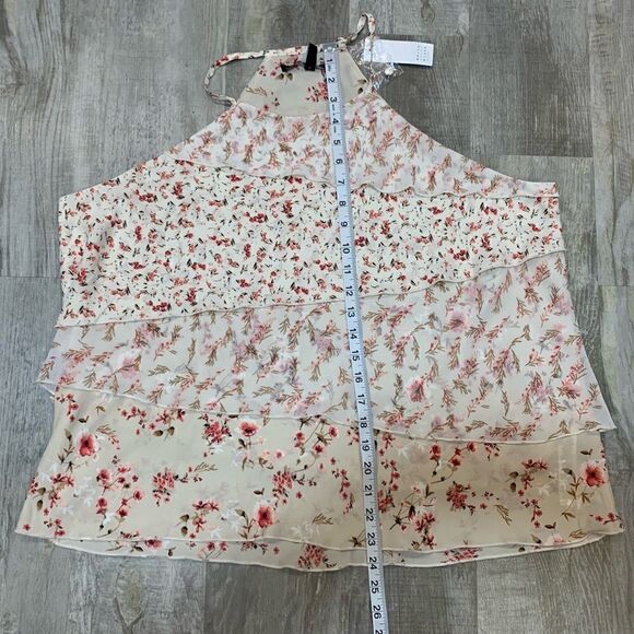 NWT WHBM Tiered Floral Top size XLP
STYLE: 570199560 - Picture 10 of 13